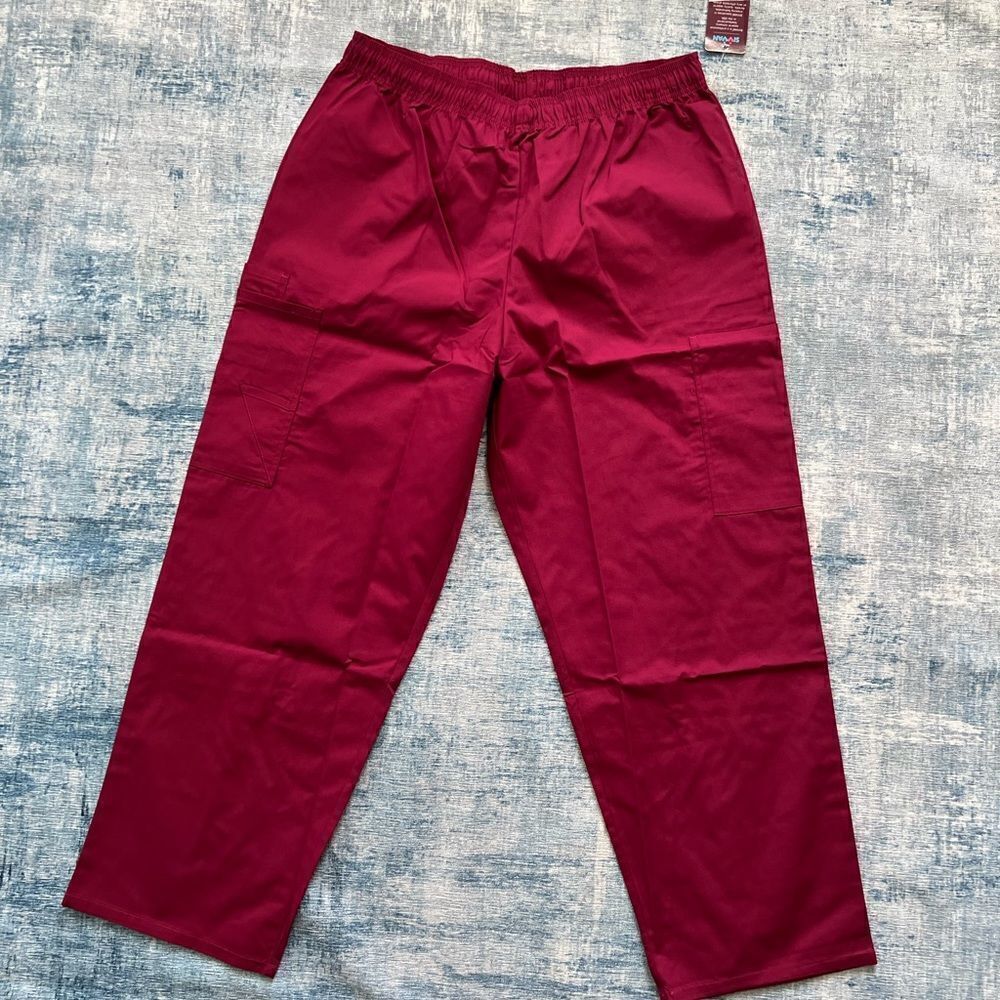 NWT! Sivvan by Adar Unisex Classic Fit Burgundy Scrubs 2XL
